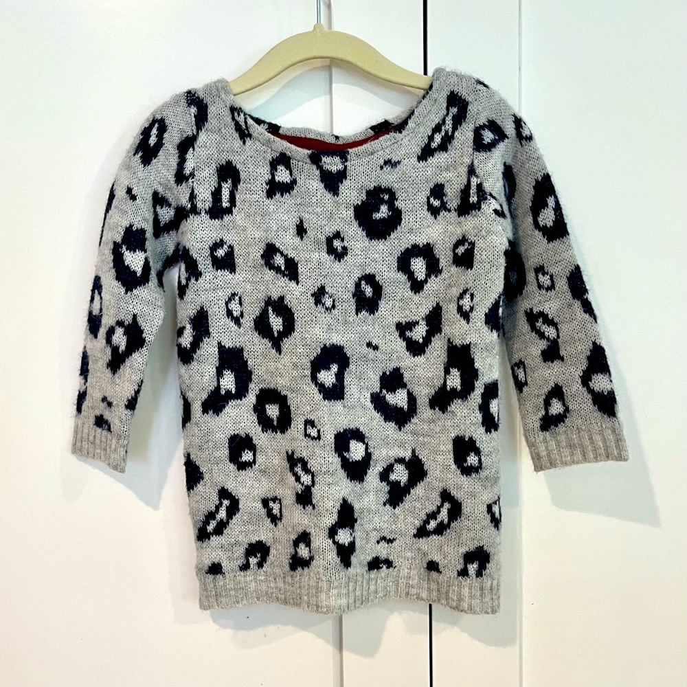 3 for $10 🦋 Carter’s Animal Print Toddler Sweater